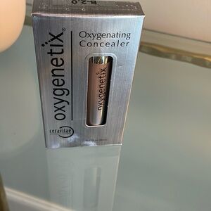 Oxygenetix concealer